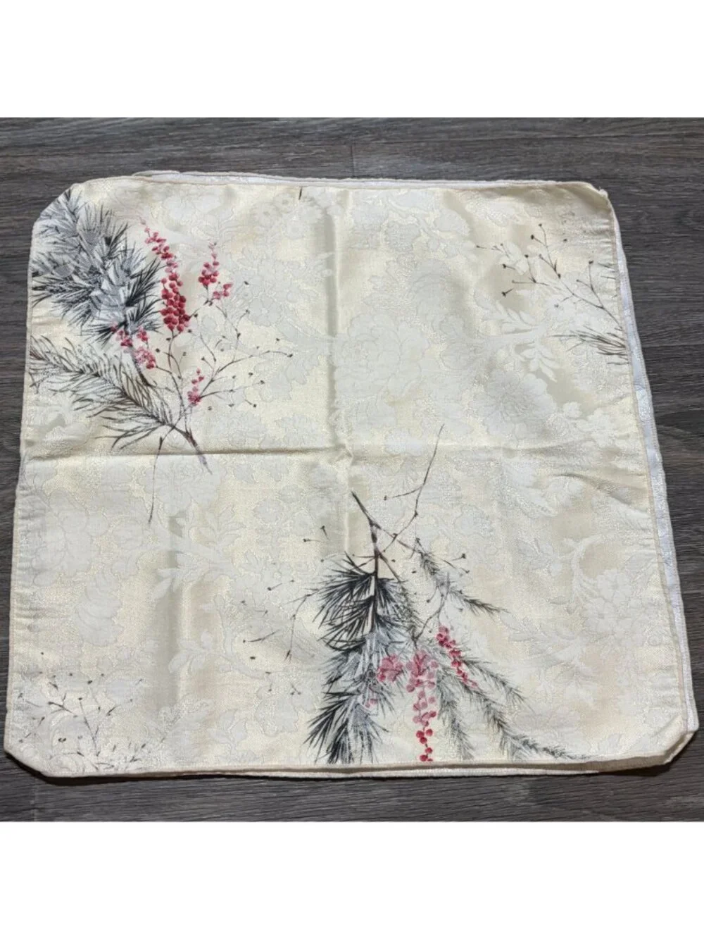 Set of 8 Wilton Court Designs Winter Pine Berries Blend Napkins 19 X 19 Holiday